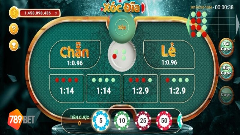 Game xóc đĩa chơi rất đơn giản và thu hút rất nhiều cược thủ